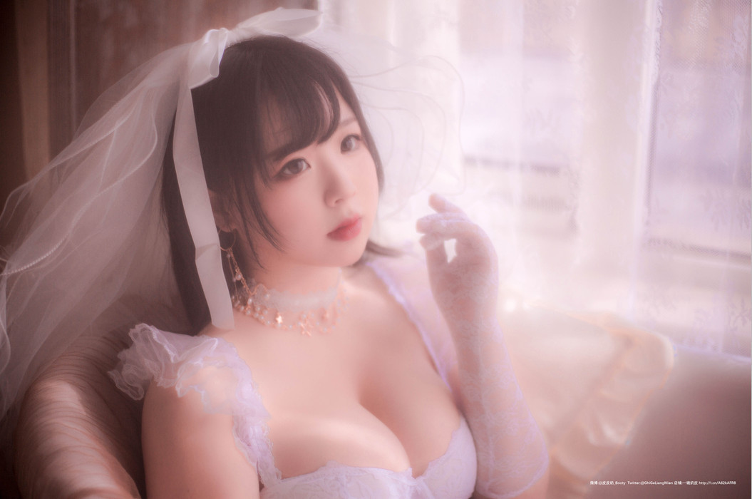 【COS】皮皮奶 最新的一套朦胧婚纱【66P-53MB】