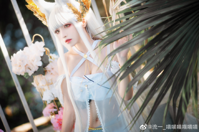 [cosplay]明日方舟白金泳装cos灿阳朝露cn流一喵(15P)